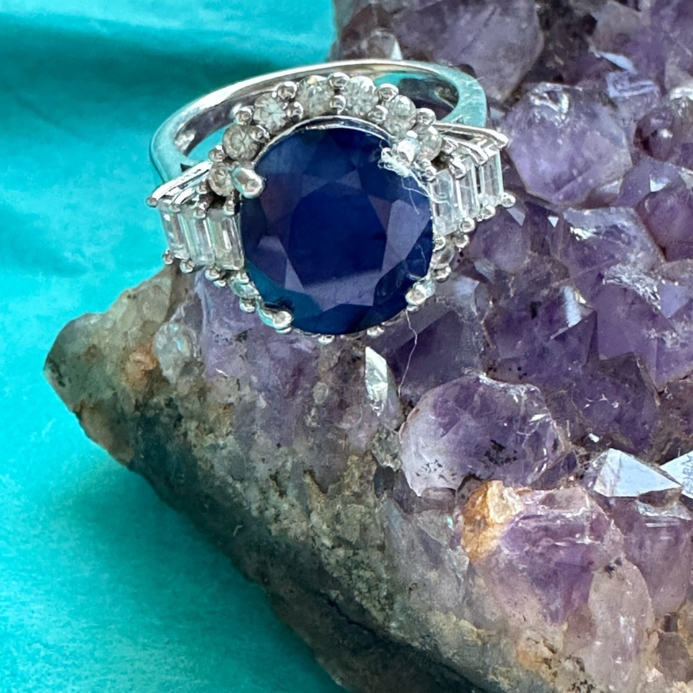 BBJ Thailand  vintage ring sterling silver 925   and Blue stone  Ring size 7